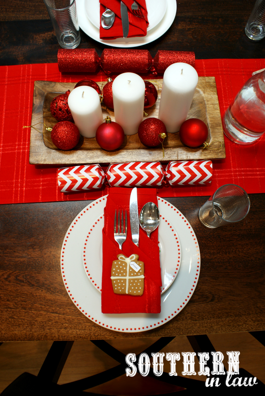 Simple table set up for christmas Clearance