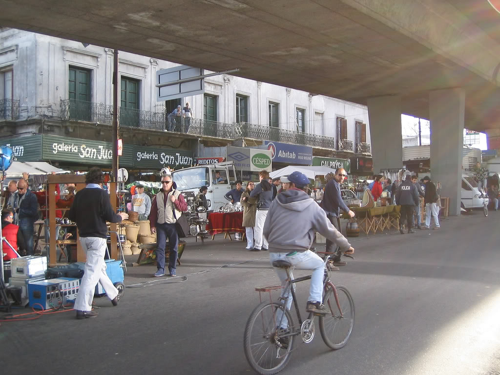 Montevideo en imágenes Viaducto, barrio Paso del Molino