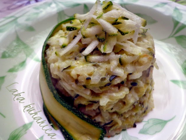 Risotto with courgettes by Laka kuharica: simple, creamy risotto ideal for light summer meals.