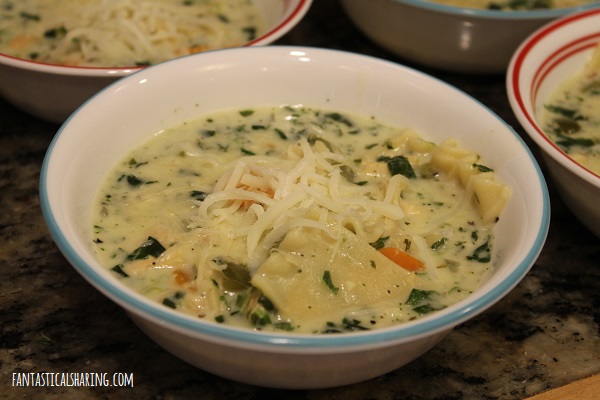 One Pot White Chicken Lasagna Soup #recipe #onepot #soup #chicken #pasta