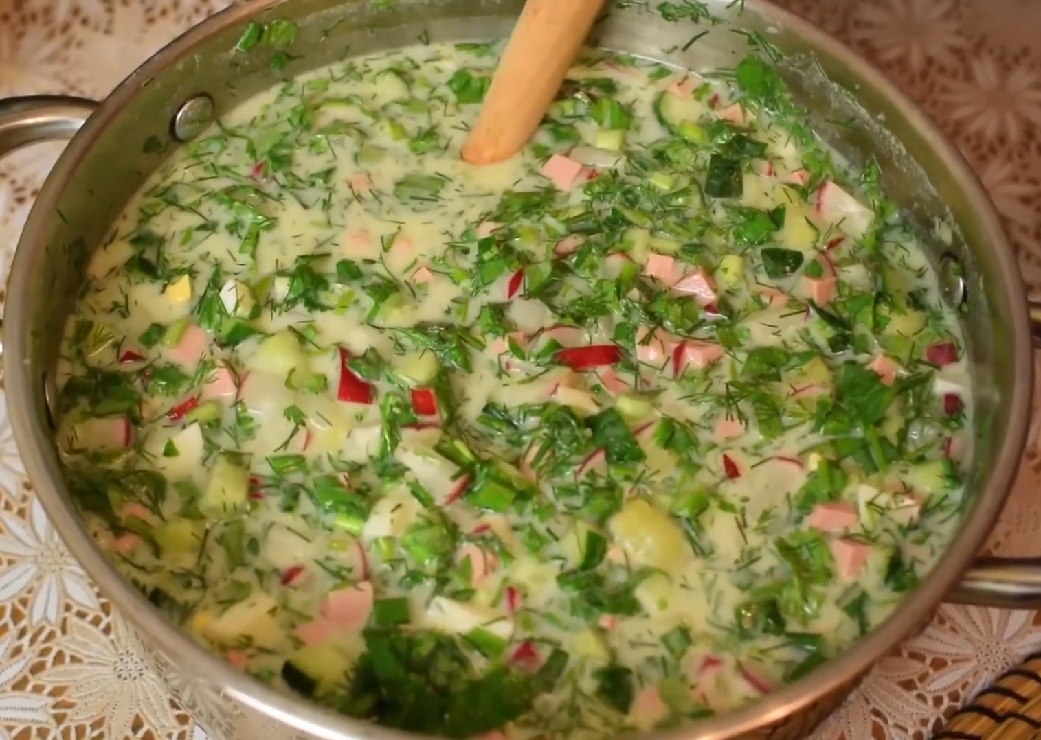 сколько варить окрошку. окрошка на уксусе. окрошка с семгой слабосоленой. окрошка по псковски. рецепт окрошки список.