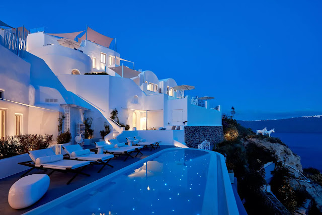 Canaves Oia Luxury Hotel in Santorini is one of the best boutique hotels in Greece, located in the scenic setting of Oia Santorini, offers a view of Caldera.