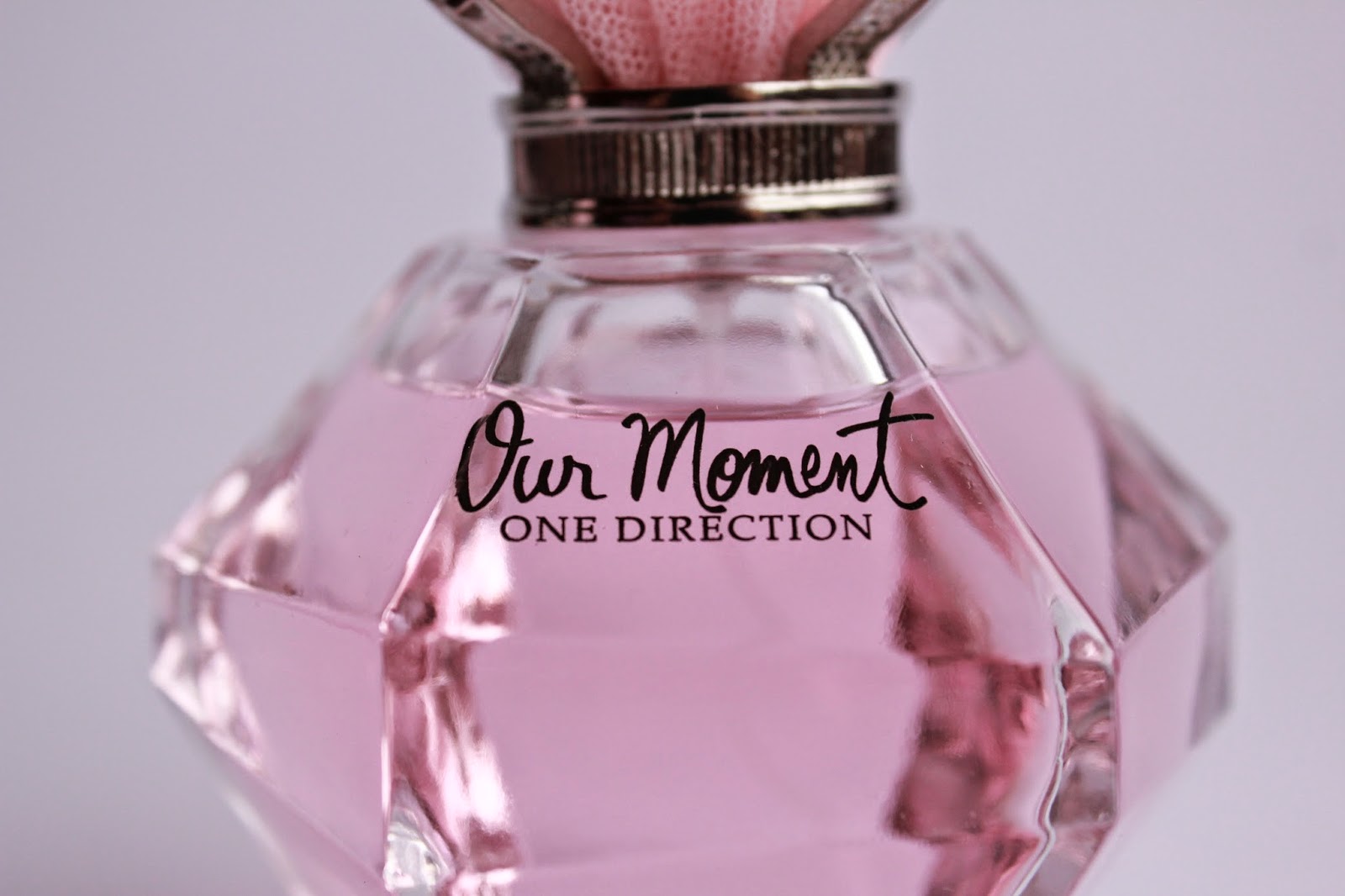 Our Moment, One Direction REVIEW. Bohemian Vanilla