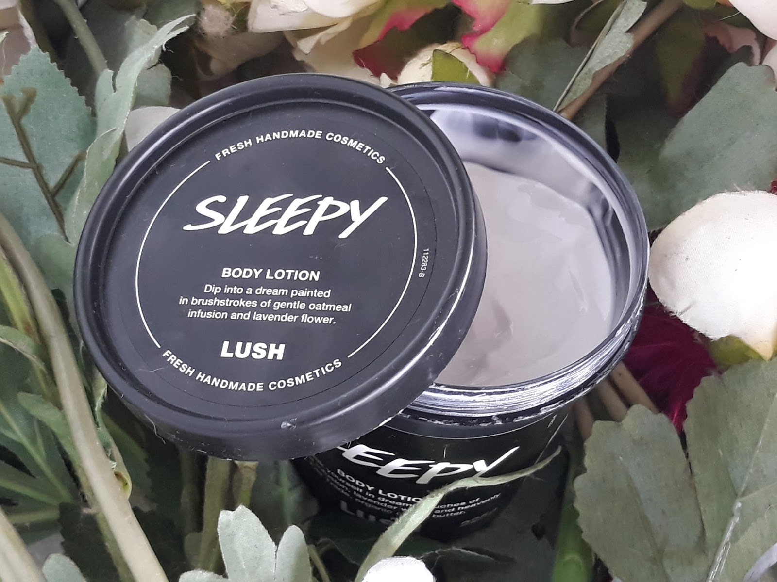 SLEEPY BODY LOTION by Lush Cosmetics Find A Better Way to Sleep [Review]