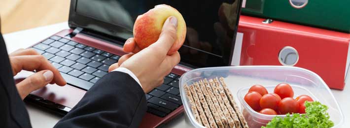 3 Mistakes That Can Make a Quick Body Fat at Lunch