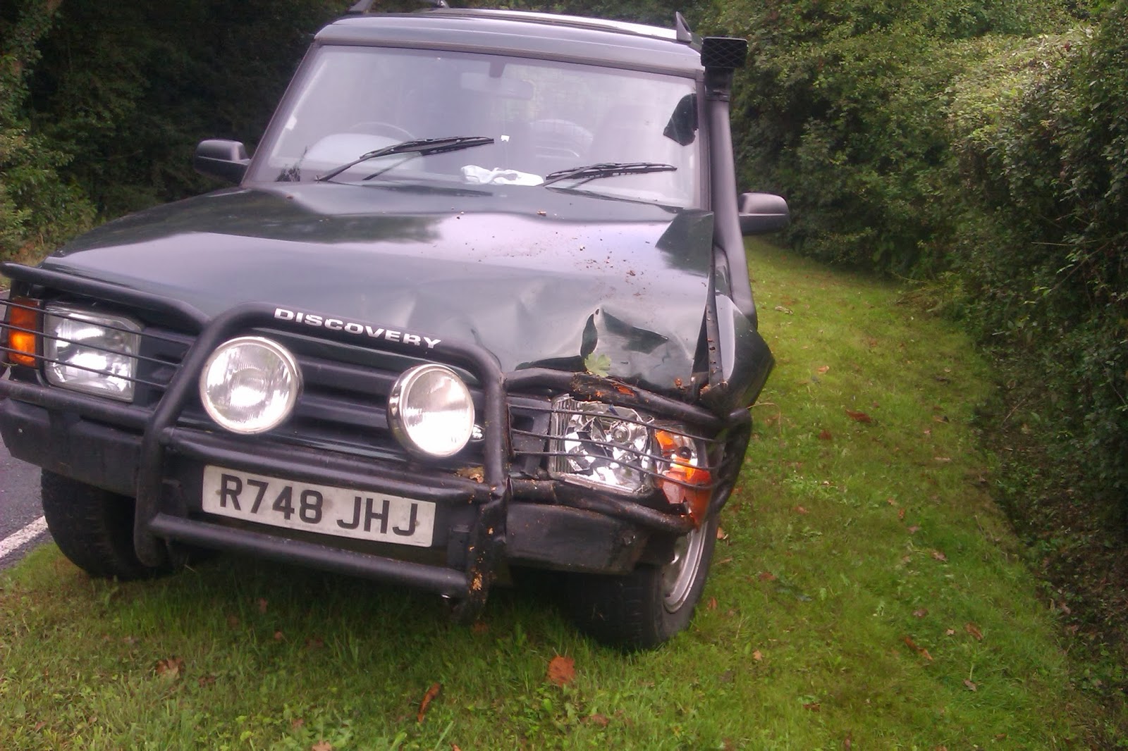 "Living with Larry" my Land Rover Discovery 1 300TDI and overland