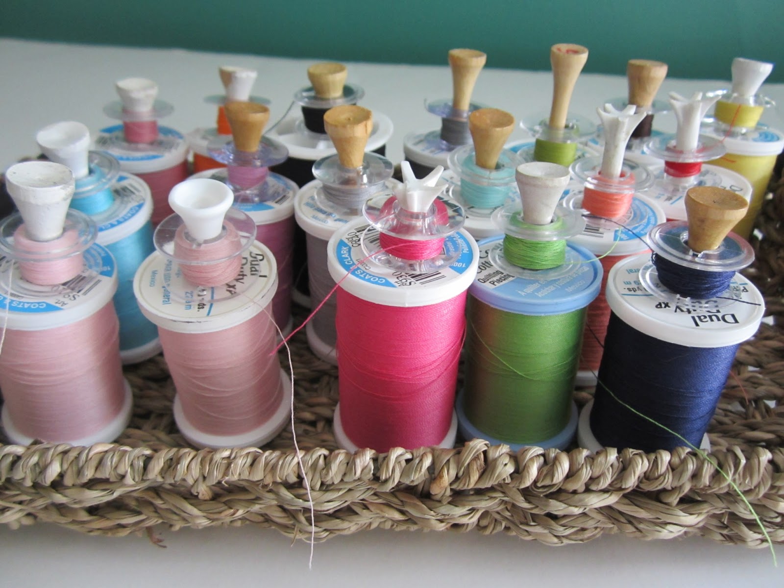 Sweet Magnolia Way Thread and Bobbin Organization