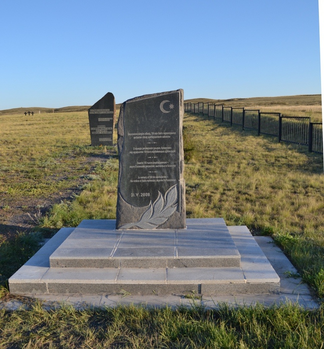 Под неприветливым солнцем АЛЖИРа