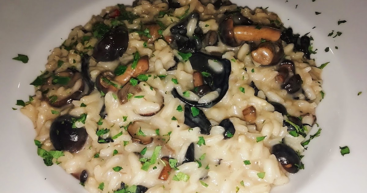 Risotto con funghi chiodini e trombette dei morti.