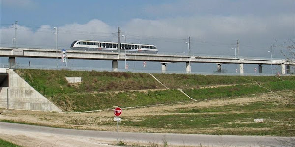 Un tren de călători a traversat experimental podul Calafat-Vidin