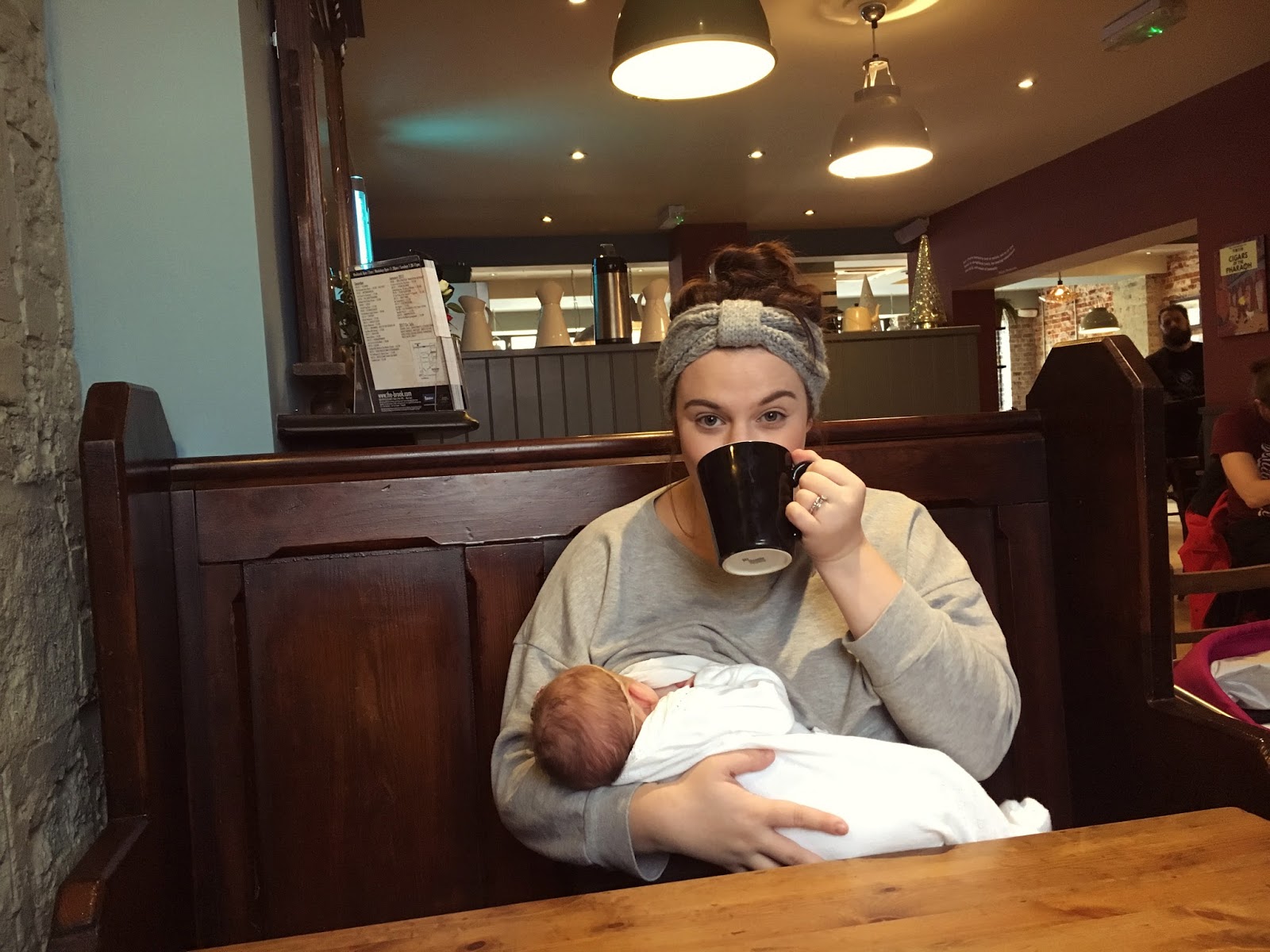 TEN TIPS FOR BREASTFEEDING IN PUBLIC The littlest darlings