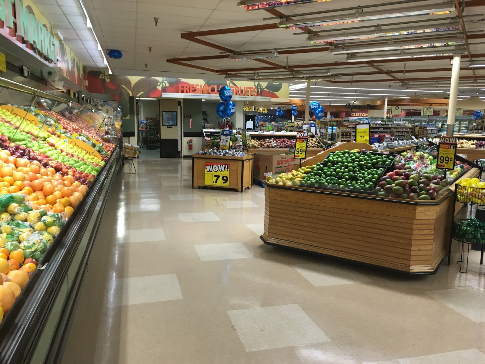 Look Inside Hannaford Kingston, NY