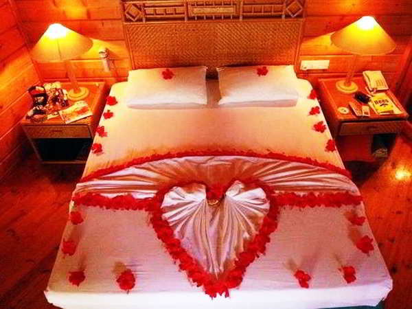 Dekorasi Kamar Tidur Pengantin Romantis