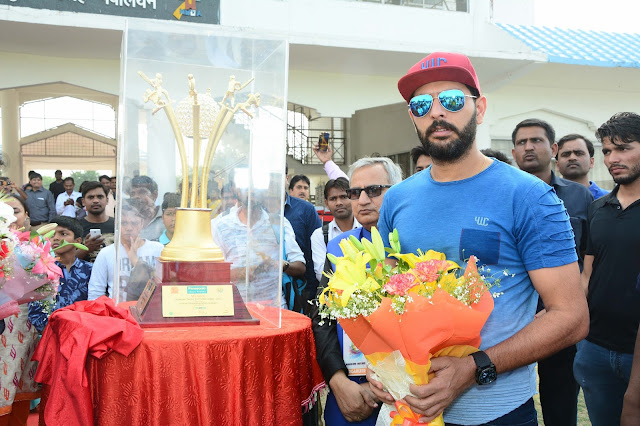 Yuvraj Singh with the trophy Yuvraj Singh with the trophy