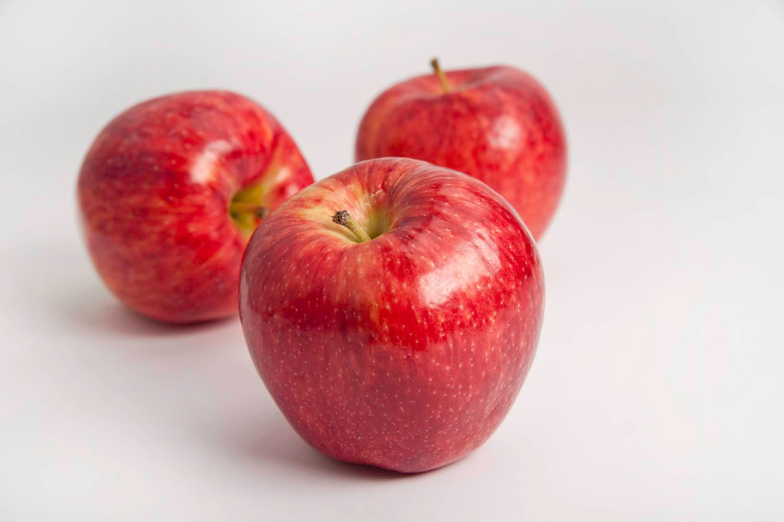 Sheilacakes Caramel Apple Upside Down Cake Featuring Pazazz Apples