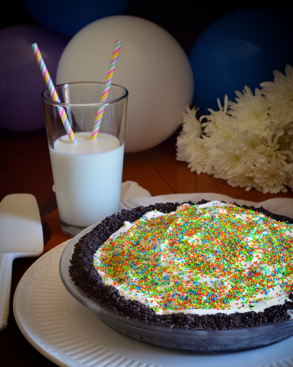 This is an easy, homemade nut-free ice cream pie recipe.