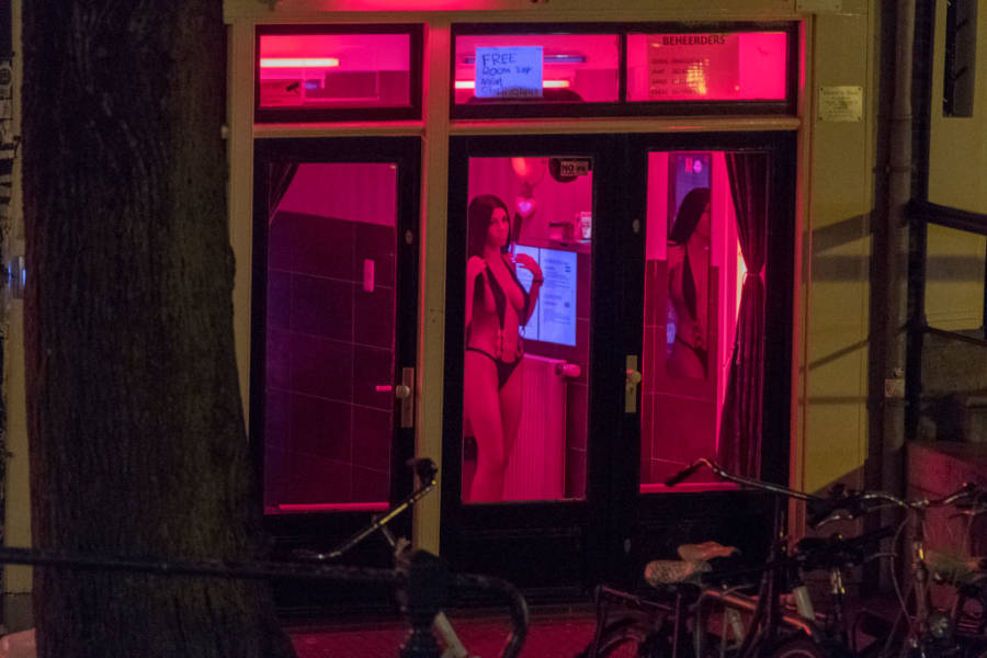 Amsterdam mayor opens brothel for sex workers to improve working conditions...