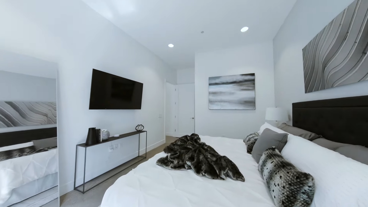 Luxury Condo Interior Design Tour vs. 900 W Washington Blvd #302 Chicago, IL