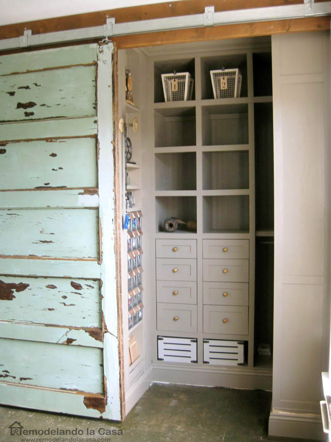 How to Install a Sliding Barn Door Part 1 The Track Remodelando