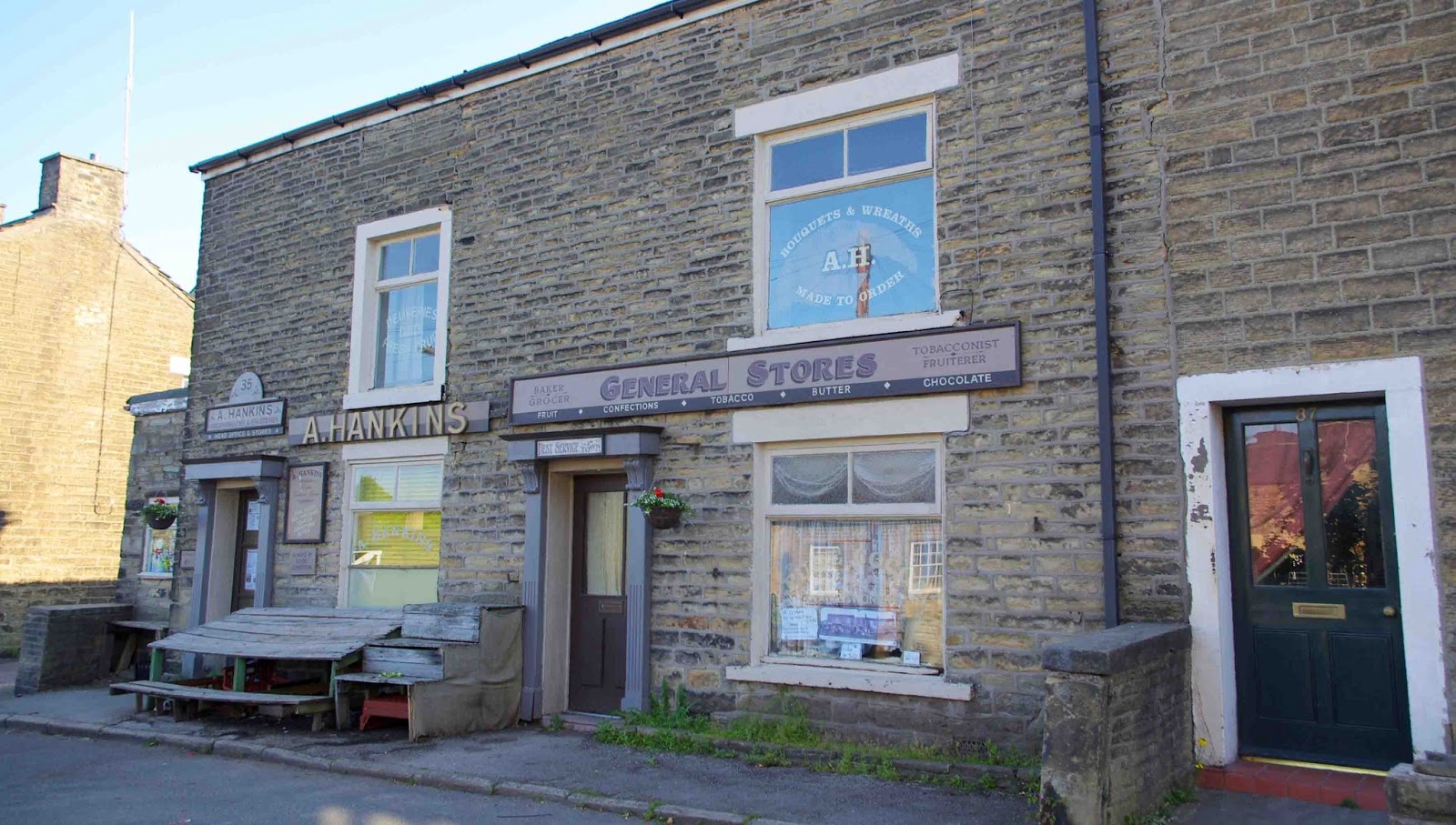 Out & About Hayfield and the Secret Swimming Pool.