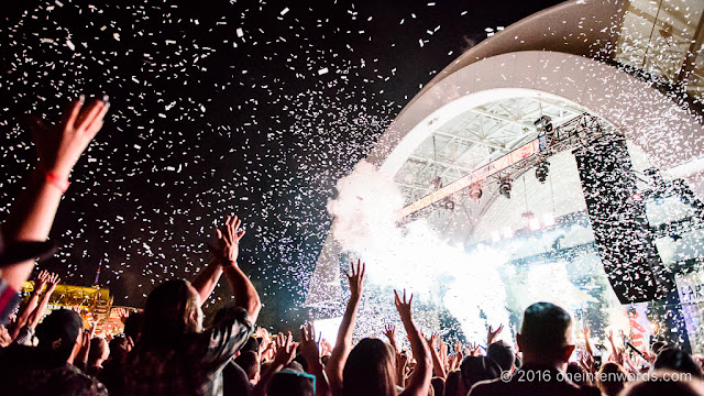 Walk Off The Earth at The Bandshell at The Ex on September 4, 2016 Photo by John at One In Ten Words oneintenwords.com toronto indie alternative live music blog concert photography pictures