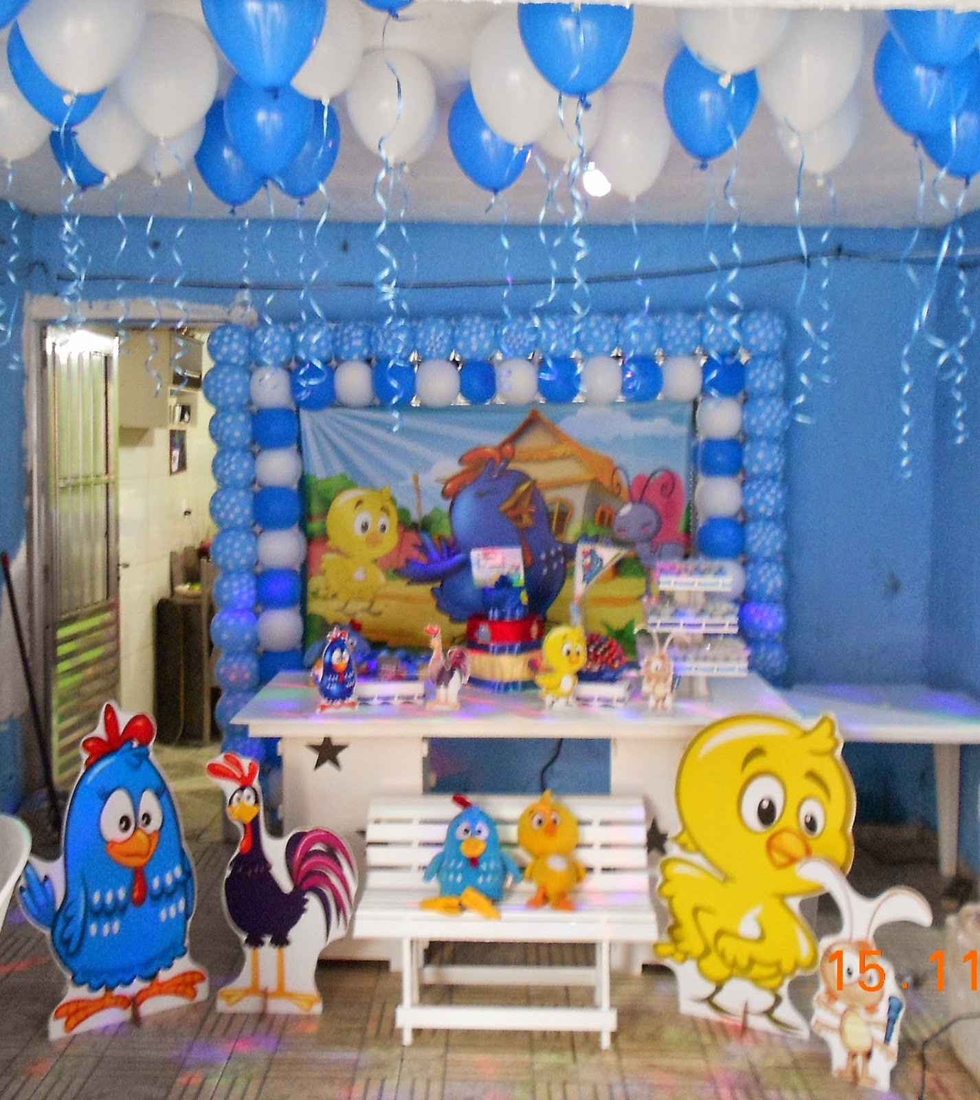 Jessica Arte em Decorar: Decoração da galinha pintadinha (menino)