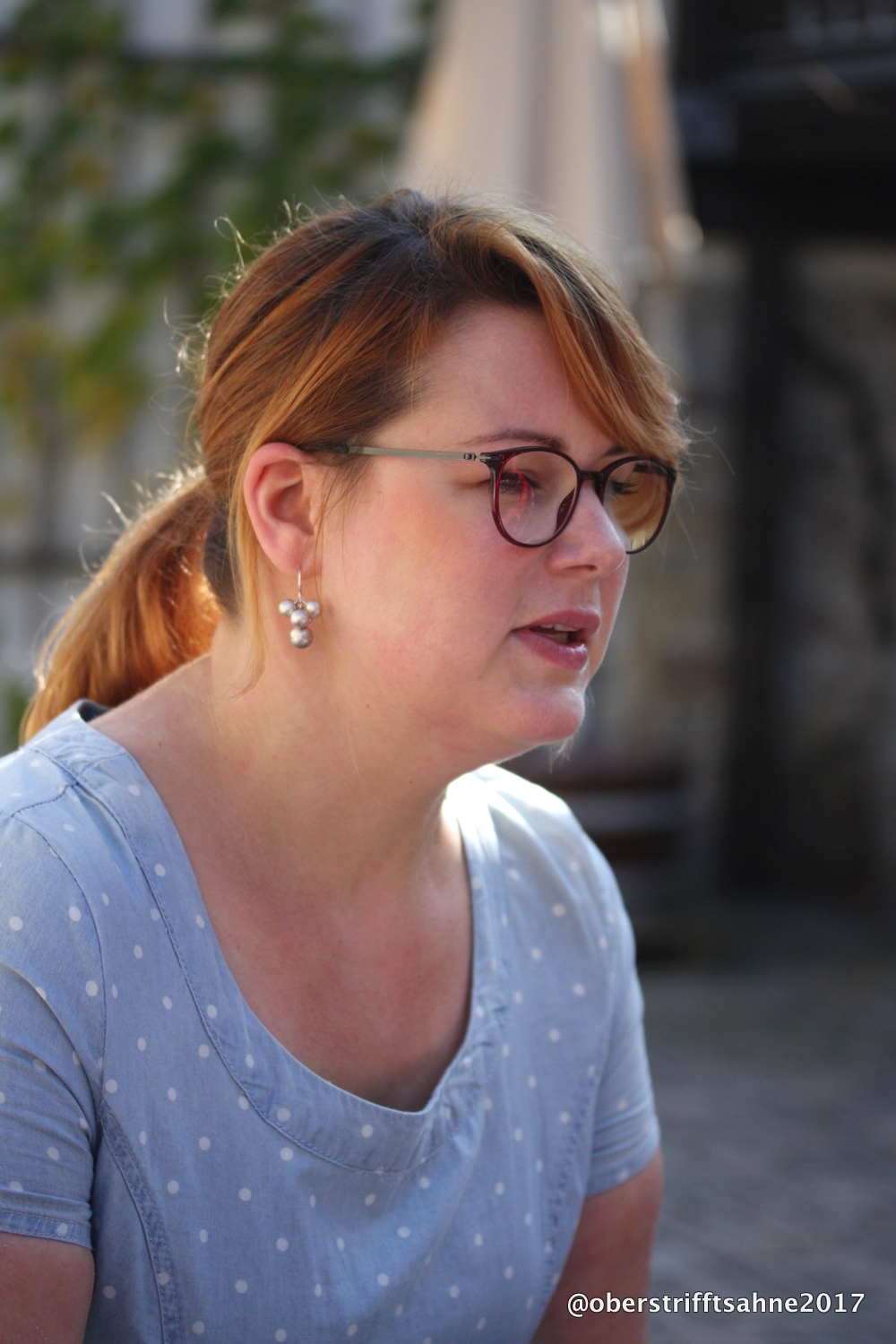 Die Weinkonigin Kandidatinnen Laura Franziska Und Clarissa