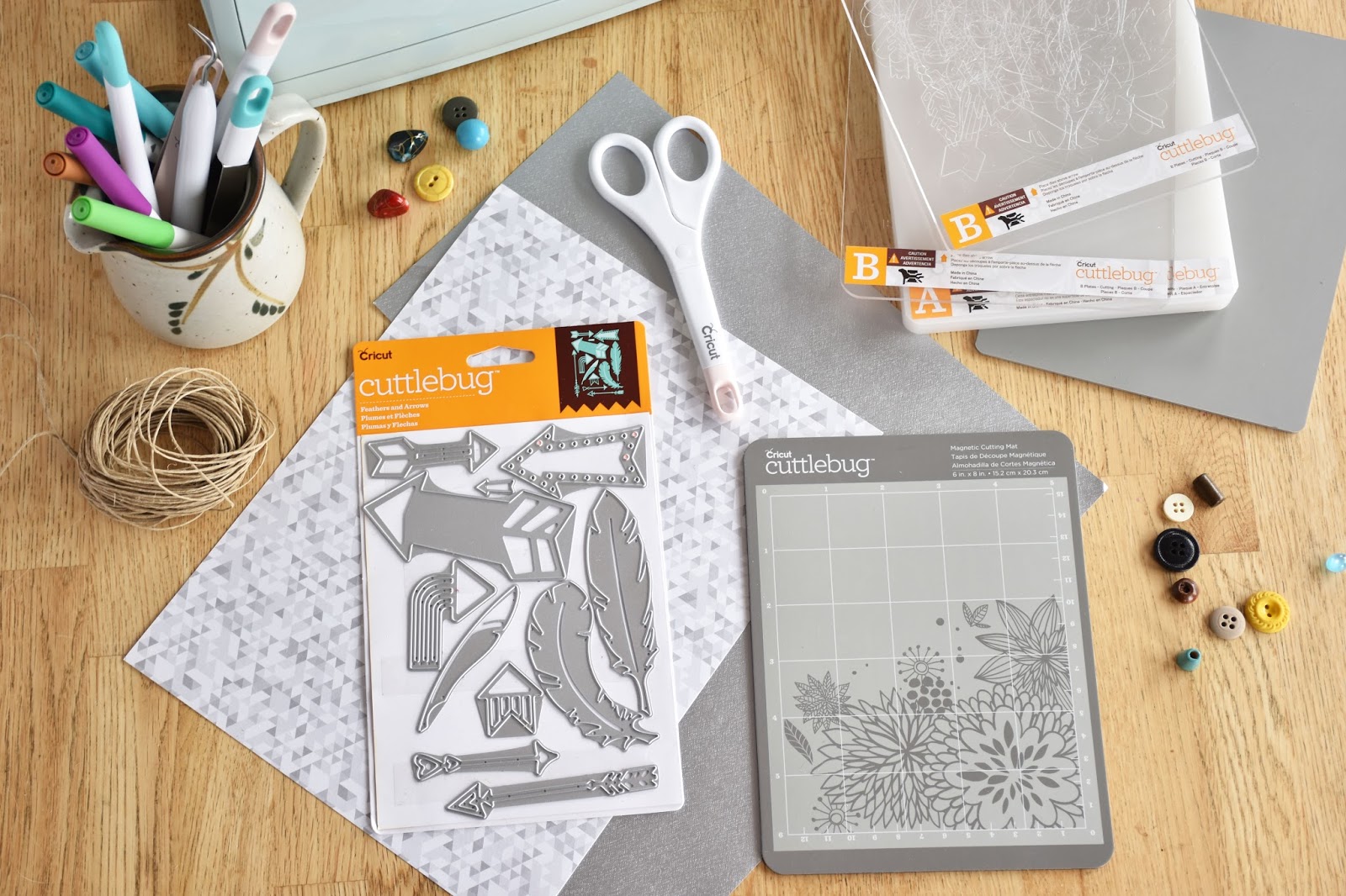 Scary Craft Tools: How to Use a Cricut Cuttlebug - Damask Love