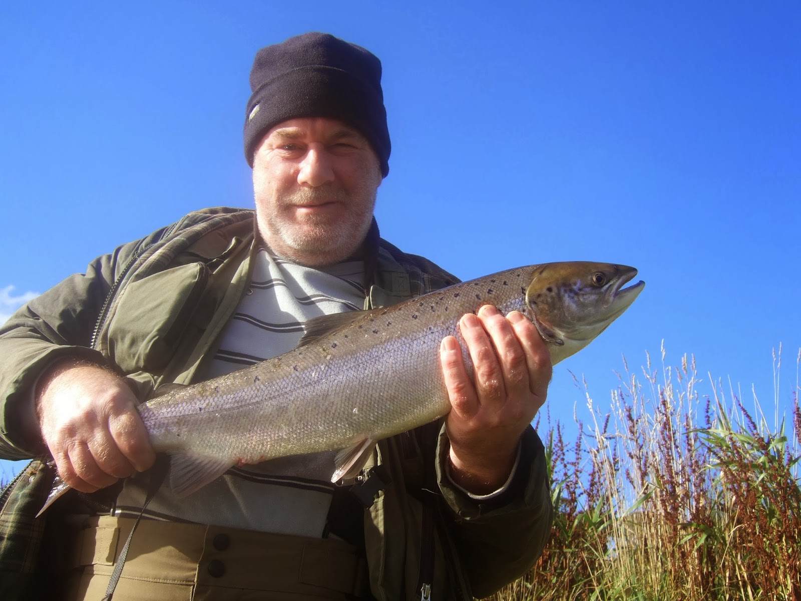 Dee & Don Salmon Fishing A Good Day On The River Don Today