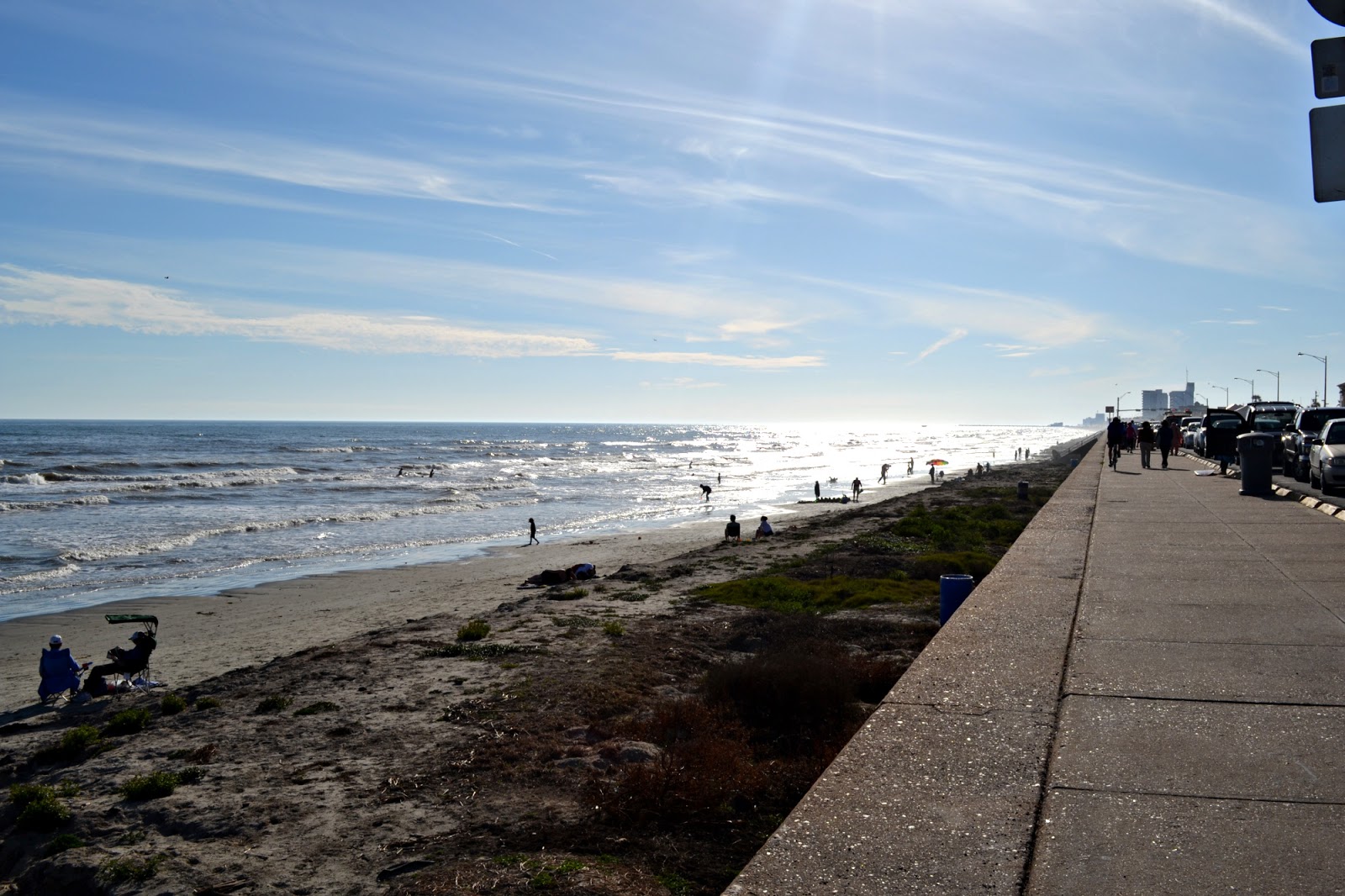 Galveston Club Paradise: Just What is this Seawall? - Insanity Is Not