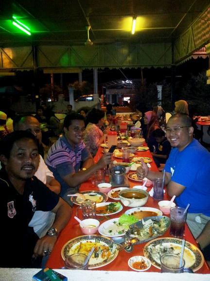 Dapur Siam Tanjung Malim Desainrumahid Tripify Dapur Siam Tanjong Malim Gathering Of Bikers Family Reflections My Life Mountain To Ride