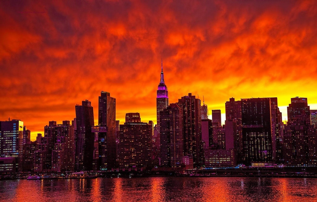 En Este Atardecer Parece Que La Ciudad Est En Llamas En Este Atardecer Parece Que La Ciudad Est En Llamas