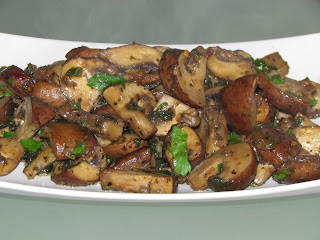 Ciuperci la tigaie / Fried mushrooms