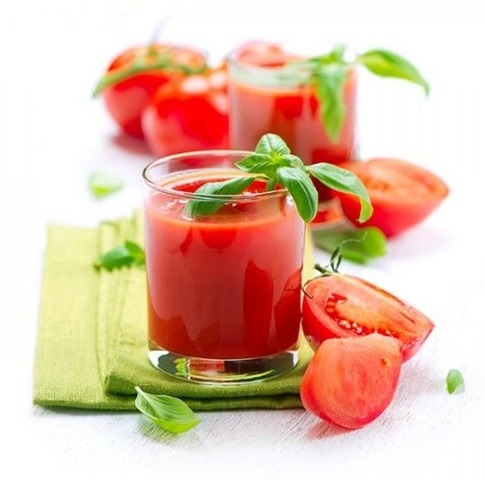 Zumo de tomate { licuado en fro}