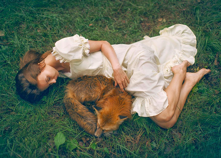 human and animal pose by Katerina Plotnikova