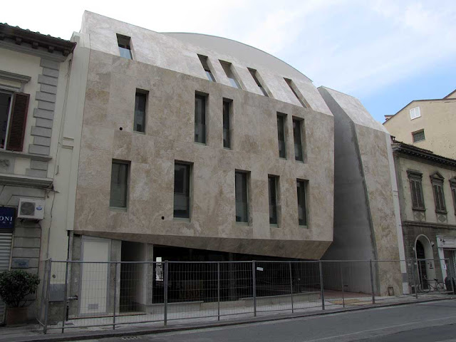 New building where once was the Metroplitan movie theater, via Marradi, Livorno