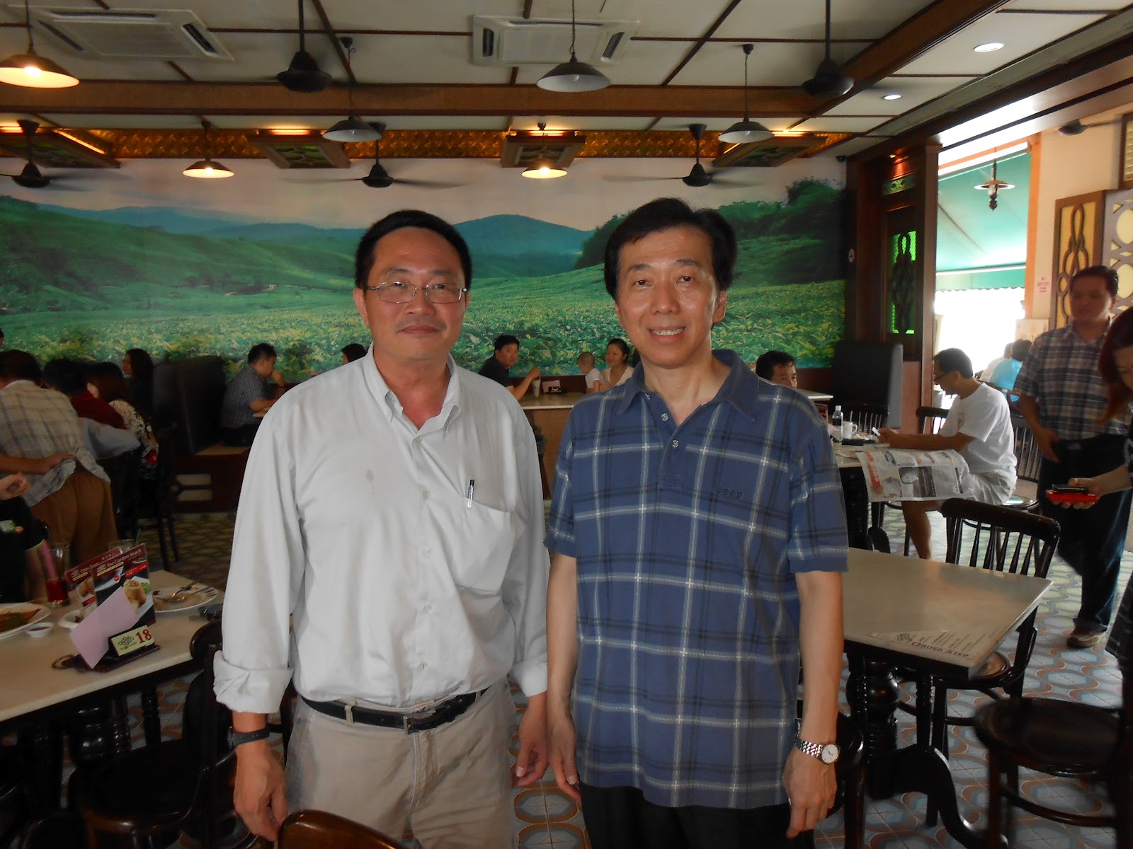 MyIncredibleSpace Lunch at Tea Garden, Indahpura, Kulai today (030812).