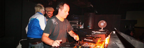 Christian Smith & Paul Thomas - Umf Radio 032  - 16-11-2012