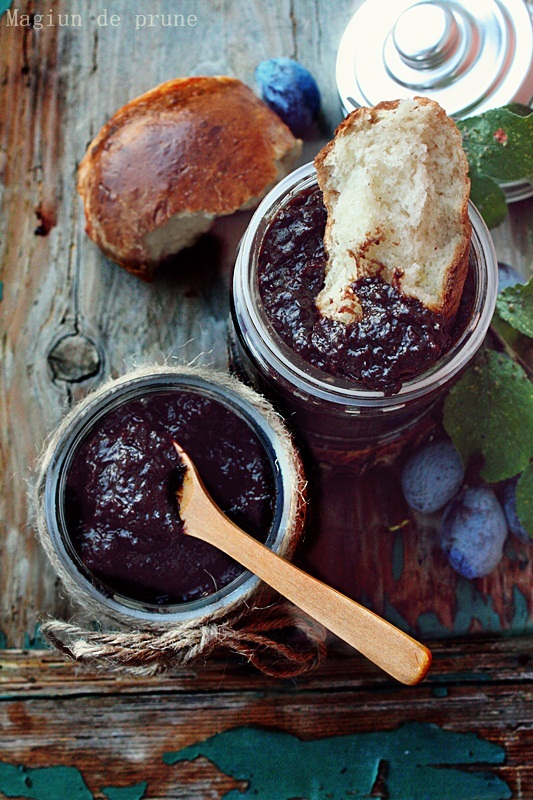 Magiun de prune...o dulceata pregatita in familie:-)