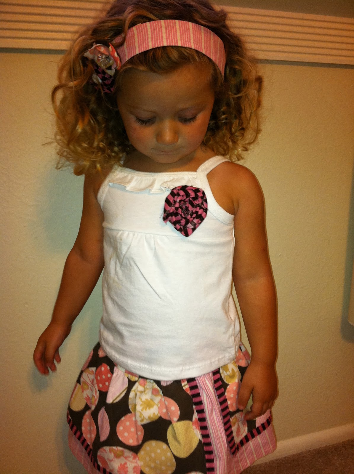 The Secret Stitch Club Little girl headband DIY tutorial