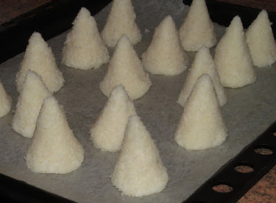 Кокосовое печенье «Рождественские ёлочки»