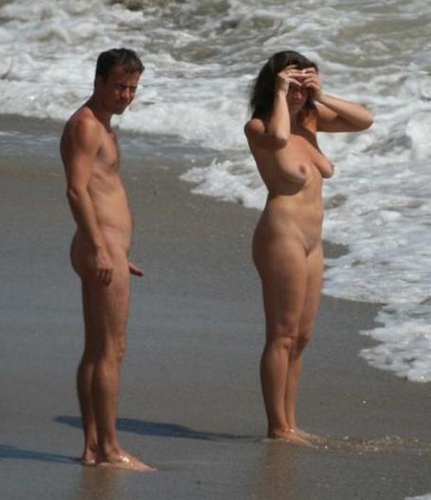 nudes girl: 25 Nudist couple images.