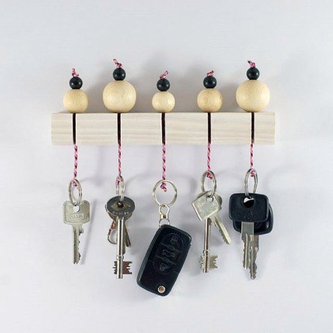 DIY: colgador de llaves divertido y personalizable  Colgador de llaves,  Colgadero de llaves, Decoración de unas