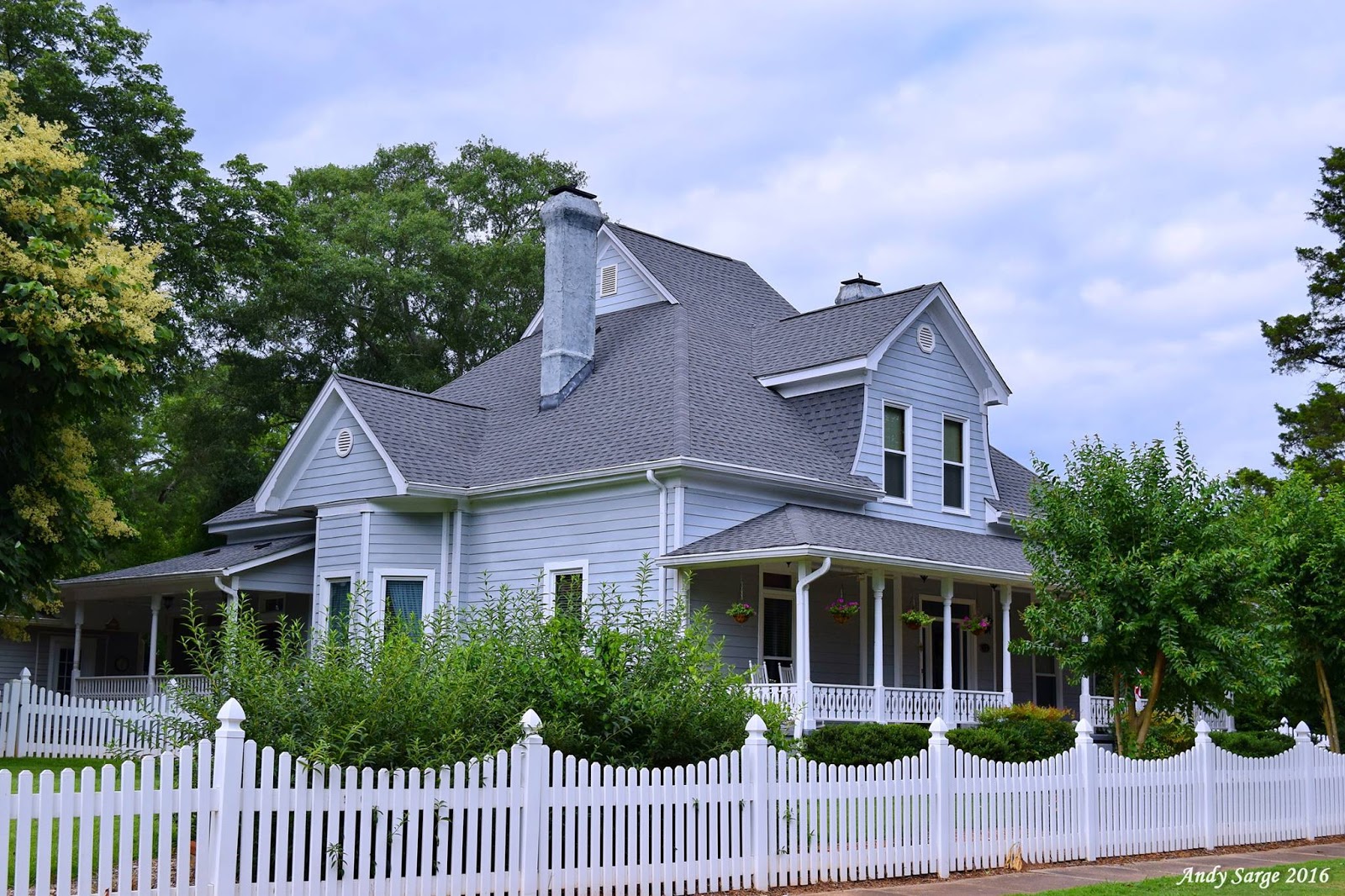 Victorian in Luthersville