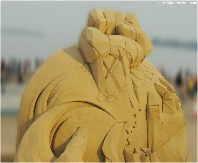 Esculturas de Arena de Revere Beach: Rock. Paper. Scissors de Dan Belcher Esculturas de Arena de Revere Beach: Rock. Paper. Scissors de Dan Belcher