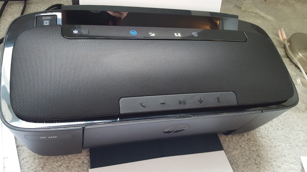 Tech review HP AMP 100 printer with builtin Bluetooth speaker