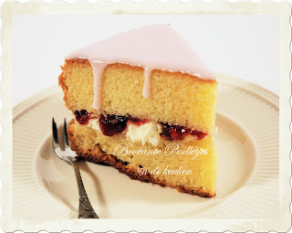 Victoriacake+met+stip.jpg