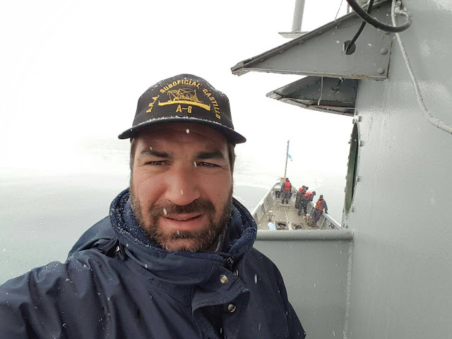 Honores fùnebres teniente fragata medico alejandro schneiter