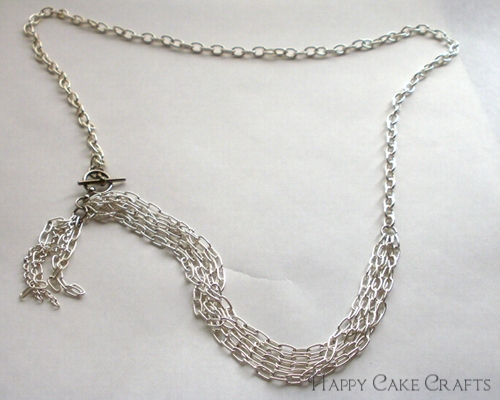 Happy Cake...and other fabulous things.: Multi Chain Necklace
