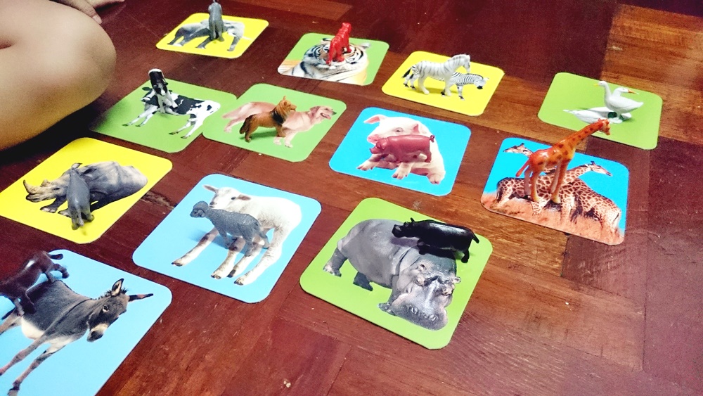 DIY Toddlers Activities: DIY Preschool activities with FREE printables